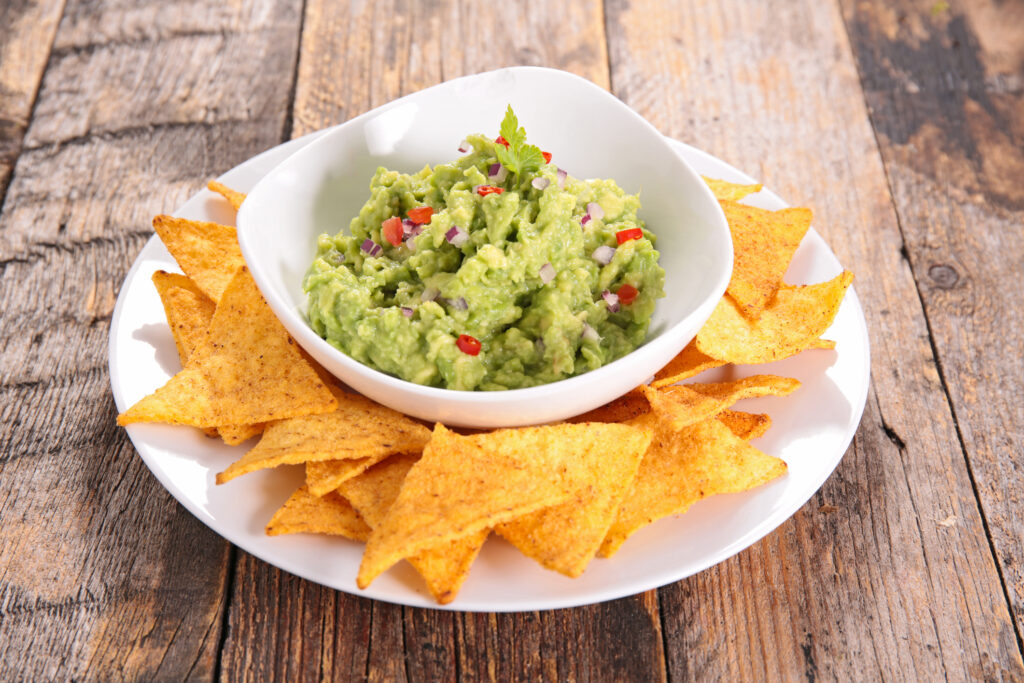 Guacamole tortillachips-szel 