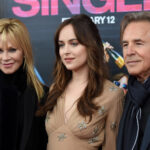 Melanie Griffith, Dakota Johnson és Don Johnson