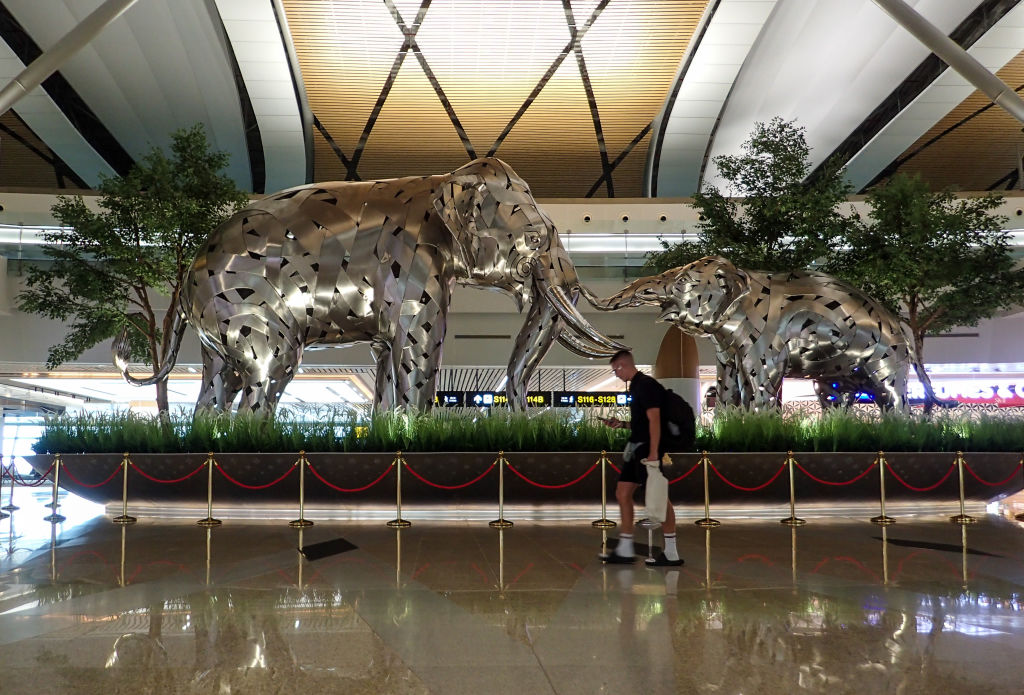 Suvarnabhumi Airport, Midfield Satellite 1, Bangkok nlc