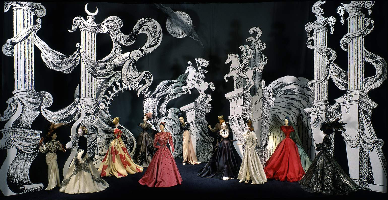 Játékbabák mentették meg a francia divatipart a teljes összeomlástól