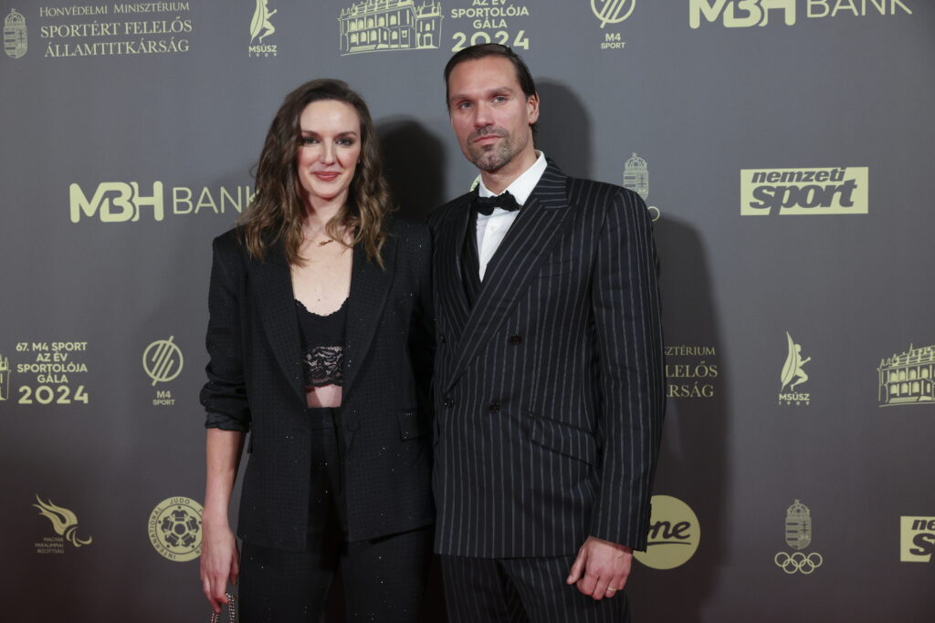 Csodásan festett csipkés topban Hosszú Katinka az Év Sportolója gálán – fotó