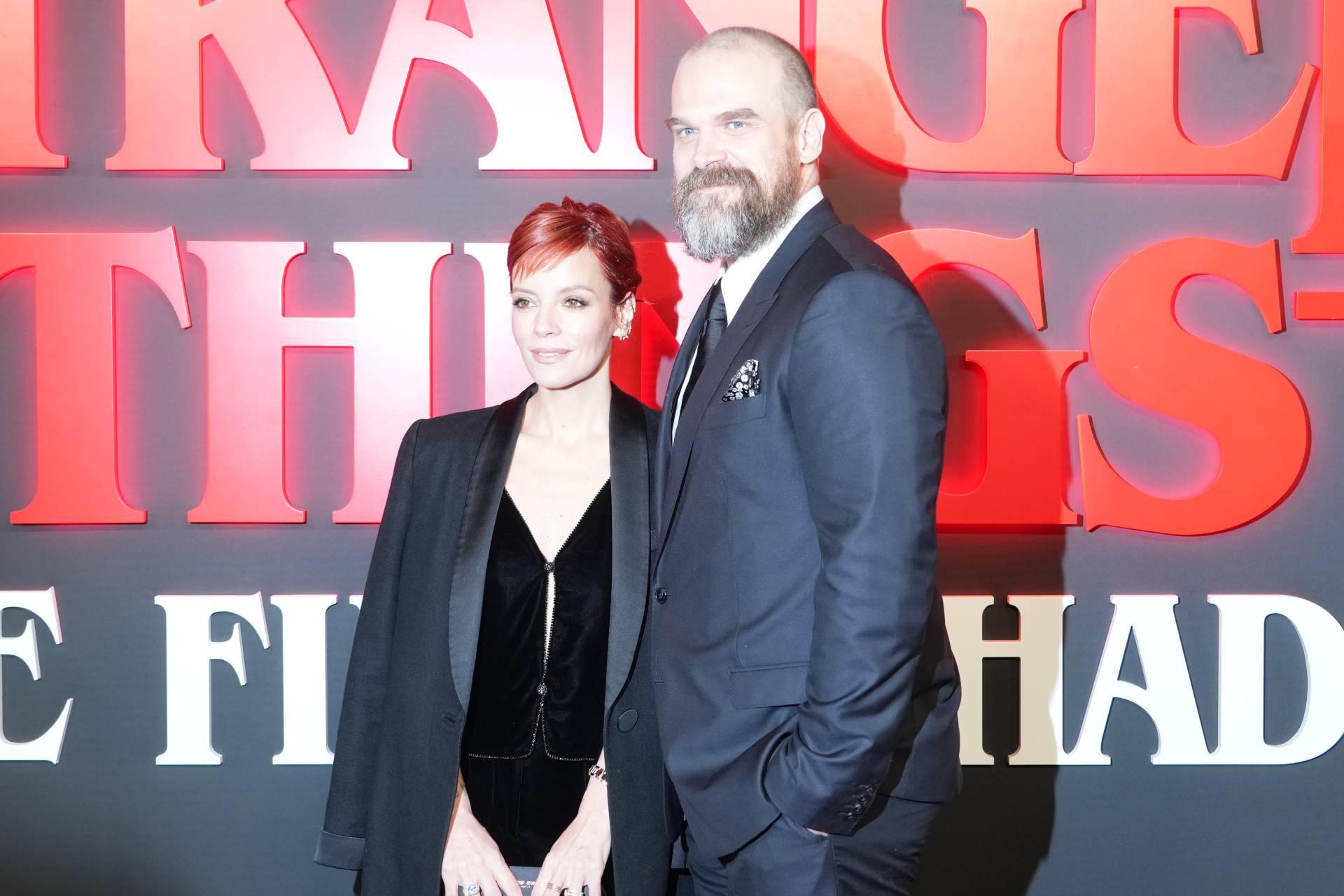 Lily Allen és David Harbour